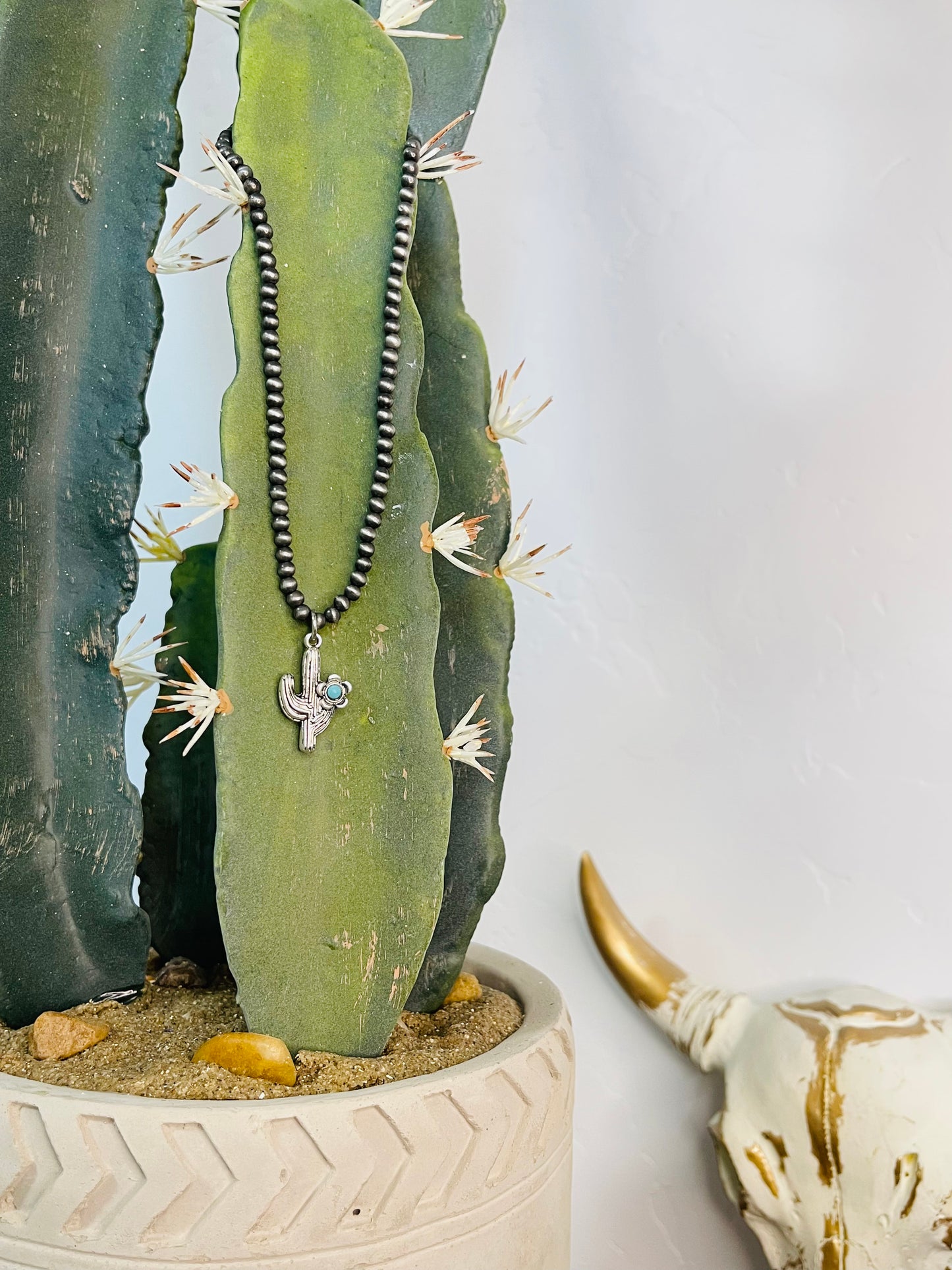 Cactus Navajo Pearl Choker
